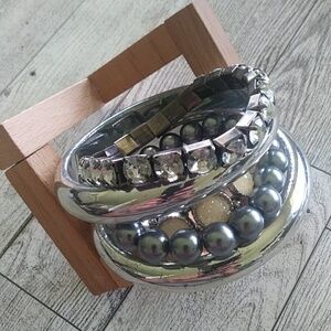 5/$25 5 Piece Silver Tone Variety Bangle Set